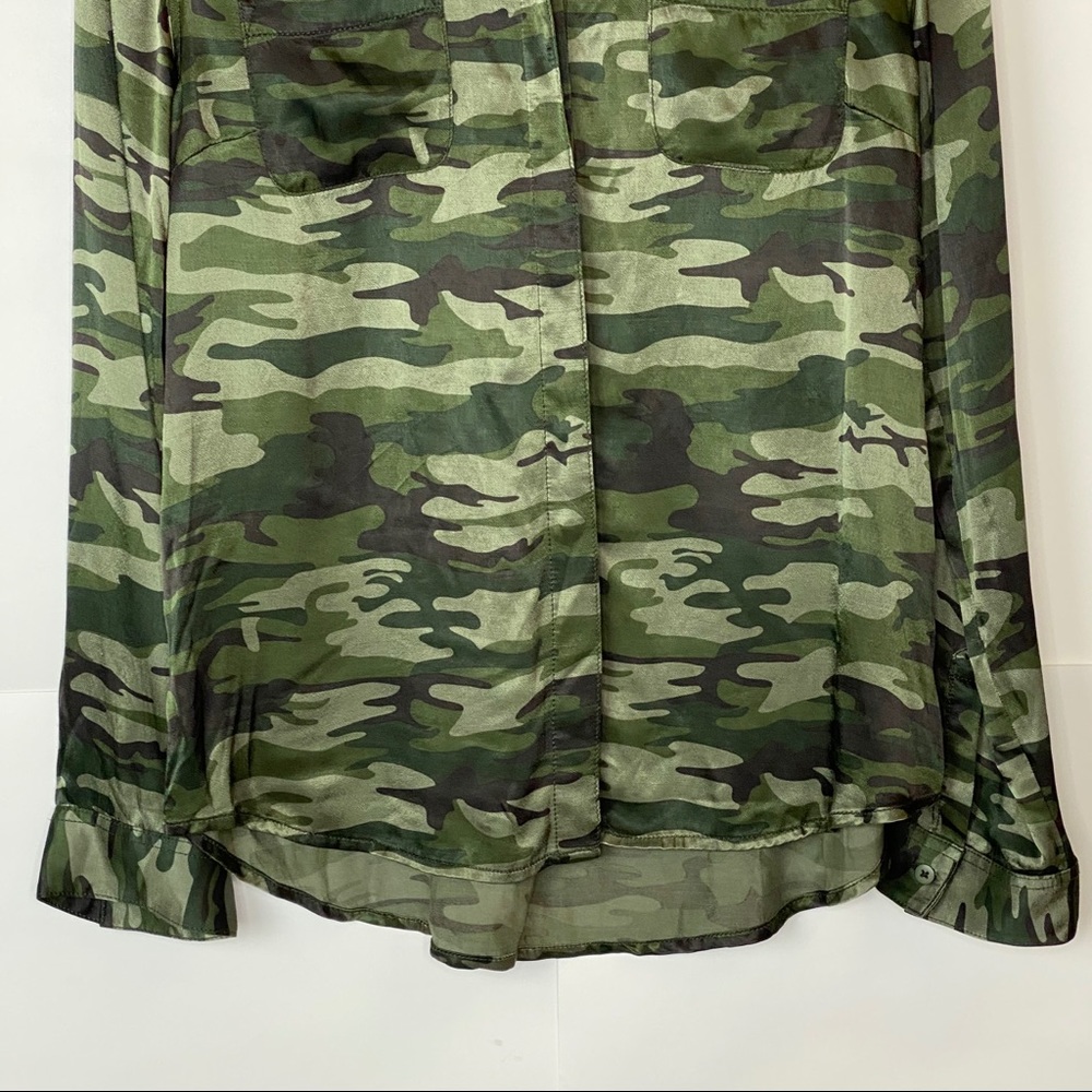 NWOT Sanctuary Camouflage Sateen Boyfriend Shirt - Picture 3 of 7